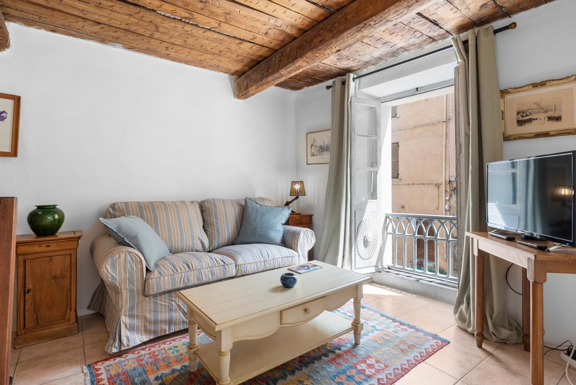 Апартаменти La Petite Provence Борм-ле-Мімоза Екстер'єр фото
